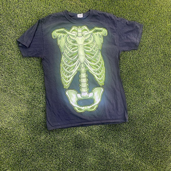 Black and neon skeleton T-shirt - Picture 1 of 3